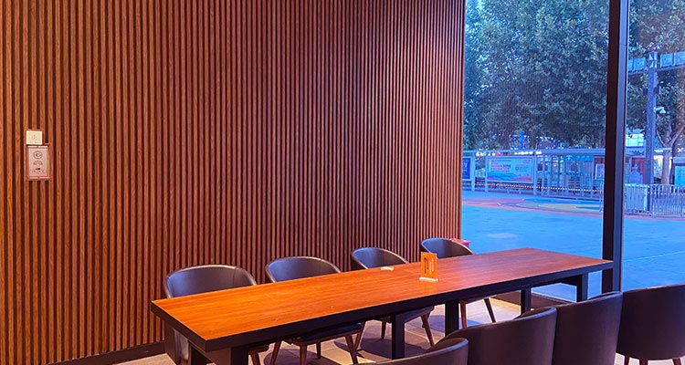 معرفی دیوار پوش های چوب پلاست