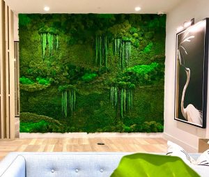 دیوار سبز خزه ای